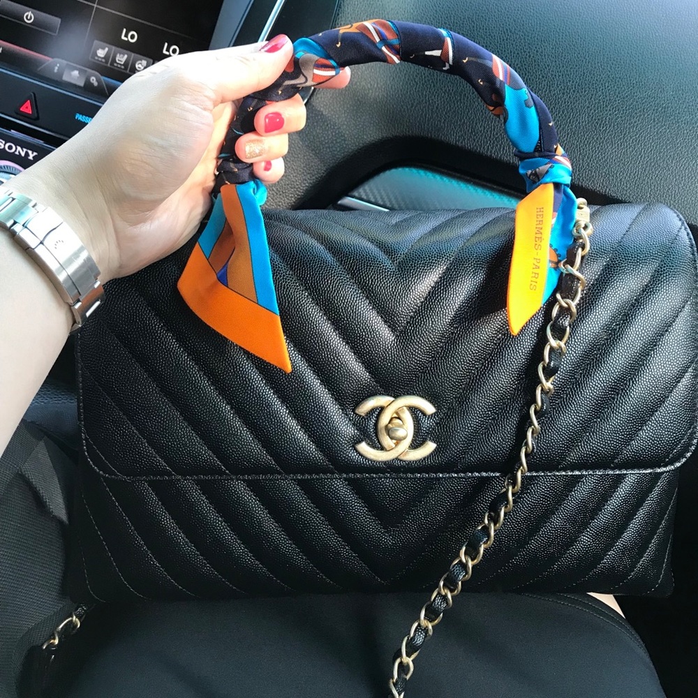 Chanel Coco handle medium size caviar leather